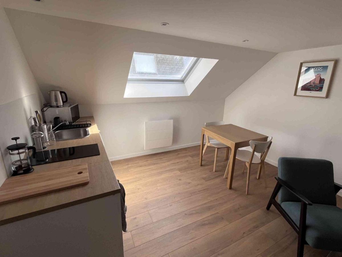 Apartament Studio Crimee Pour Deux Personnes Angers Zewnętrze zdjęcie